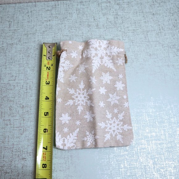 Snowflake Christmas Burlap Bags 4 Days Xmas Countdown Calendar Stocking Bags - Picture 2 of 12